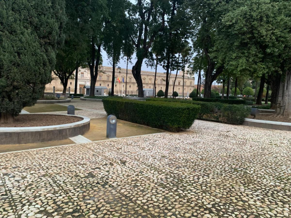 Piso Muralla Macarena Leilighet Sevilla Eksteriør bilde